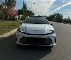 تۆیۆتا کامری